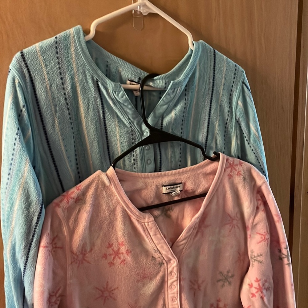Croft and borrow size large 2 shirts, fleece pink,with snowflakes, blue, strip